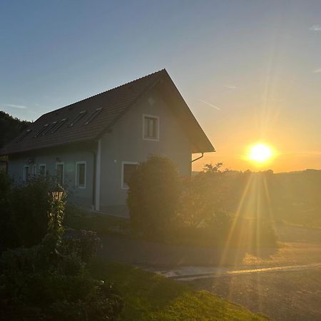 Ferienhaus Am Hof Zotter Riegersburg Exteriör bild